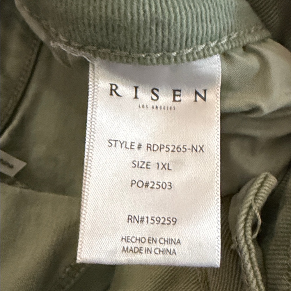 Risen jeans new with tags size 1x cropped distressed jeans in Olive - Picture 4 of 4